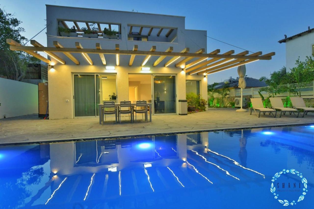 Shani House Of Style Seatara Villa 엘라트 외부 사진