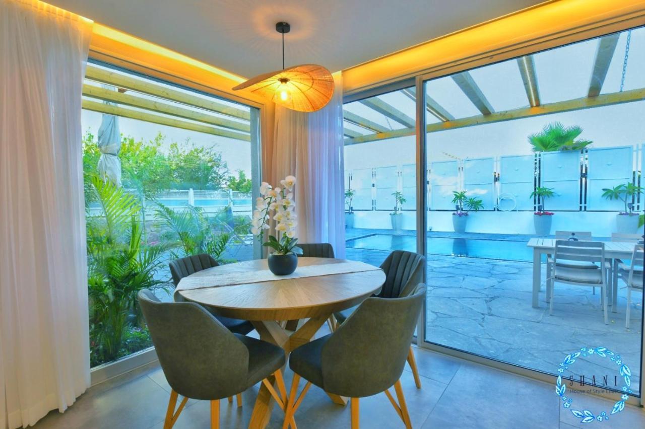 Shani House Of Style Seatara Villa 엘라트 외부 사진